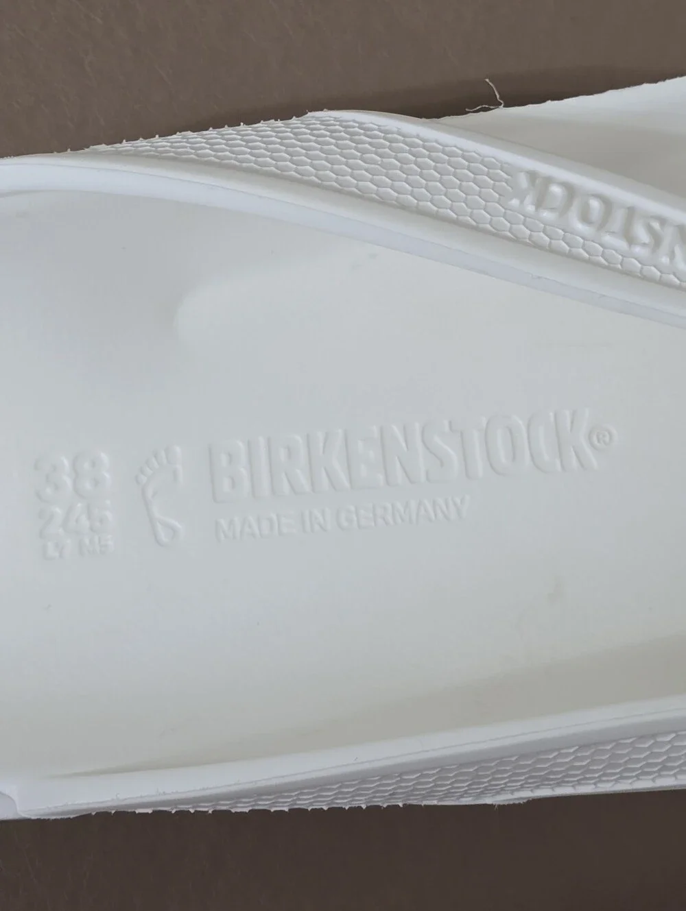 Birkenstock Honolulu Eva Flip Flops Women 38 EU/7 US Sandals Rubber White Beach - Picture 7 of 8